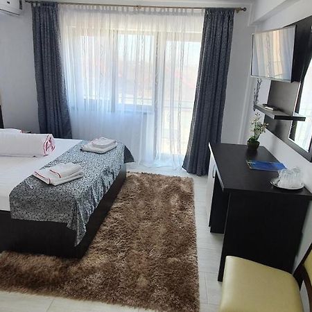 Motel Didona B Sendreni ภายนอก รูปภาพ