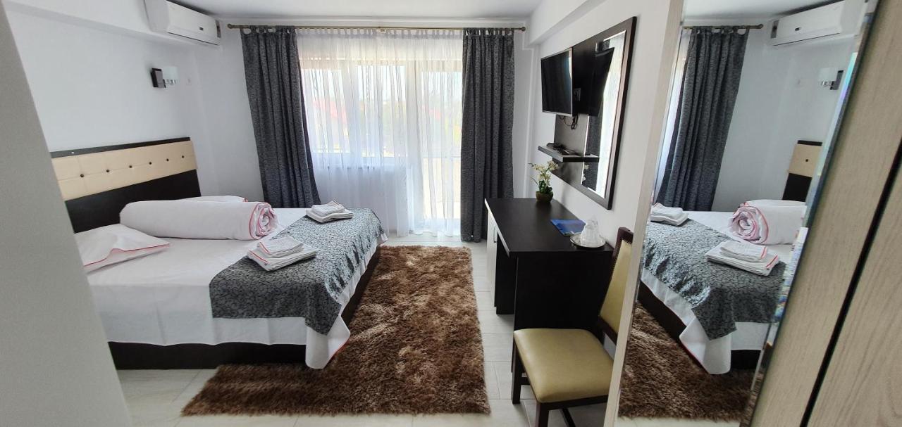 Motel Didona B Sendreni ภายนอก รูปภาพ