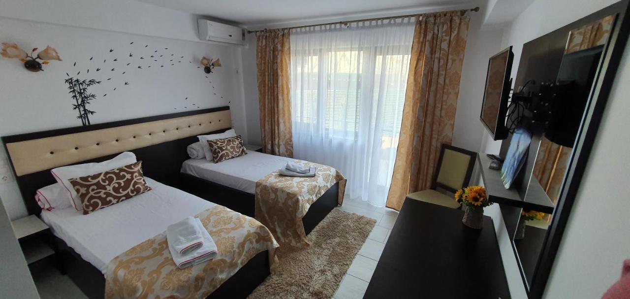 Motel Didona B Sendreni ภายนอก รูปภาพ
