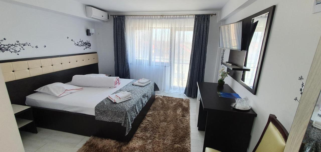 Motel Didona B Sendreni ภายนอก รูปภาพ