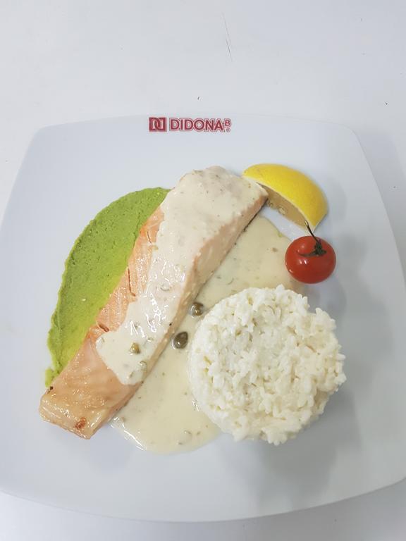 Motel Didona B Sendreni ภายนอก รูปภาพ
